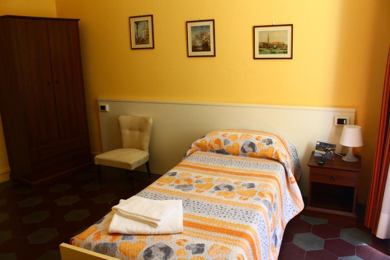 Albergo Del Lago Bellano Luaran gambar